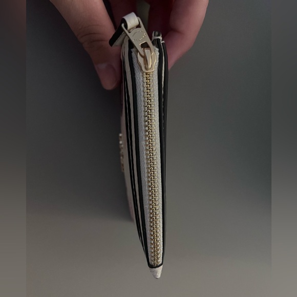 Coach Mini Id Skinny Case With Lips Print - Picture 4 of 4